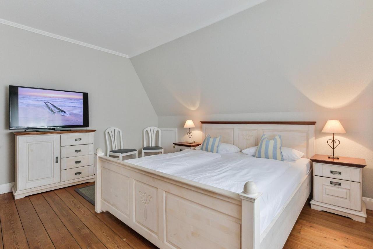 Lenas Hues Ferienhaus *